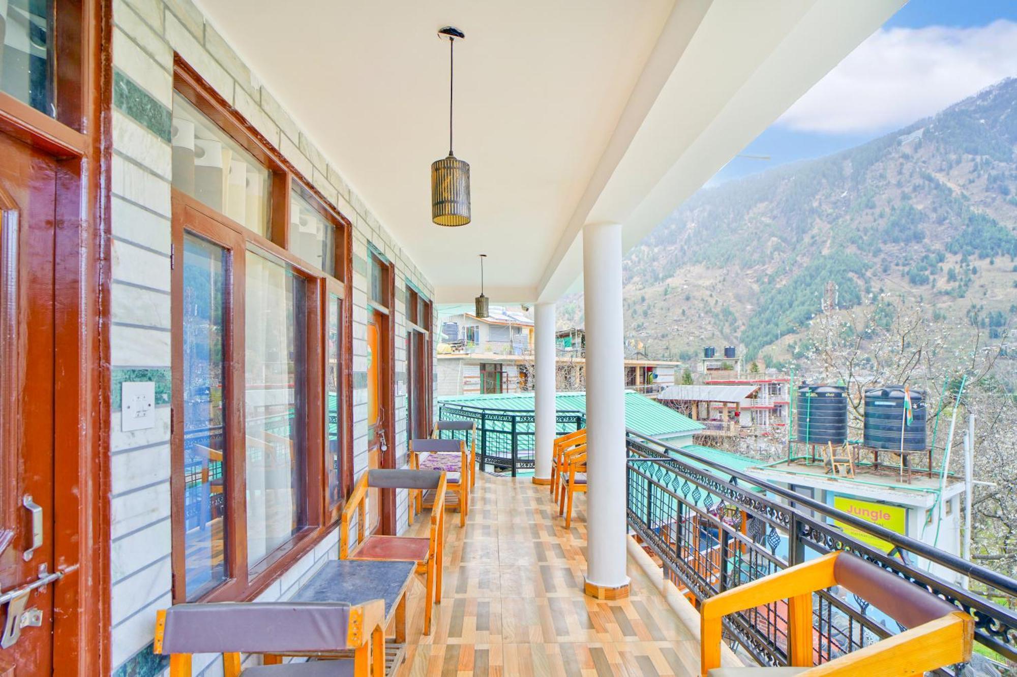 Jungle By Sturmfrei Manali Hostel Buitenkant foto